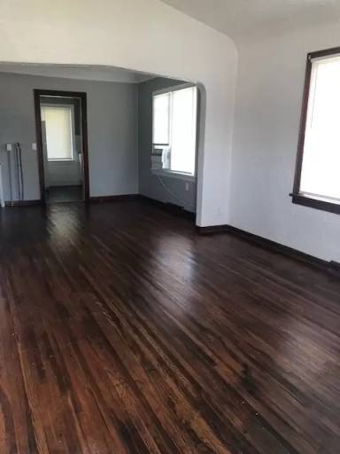 Main picture of 1211 W Sheridan Ave