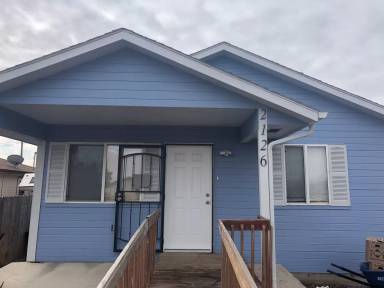 Main picture of 2126 W 15th St