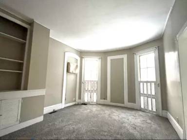 Main picture of 155 E Main St