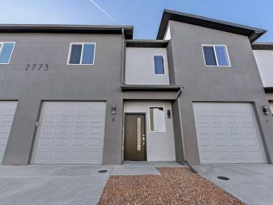 Main picture of 2773 Caspian Way