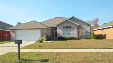 Main picture of 1704 Glencoe Dr