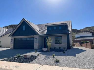 Main picture of 4058 E El Capitan Way