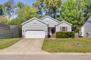 Main picture of 4215 Mantua Way