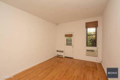 Main picture of 347 E 76th St