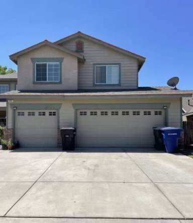 Main picture of 881 W Imperial Way