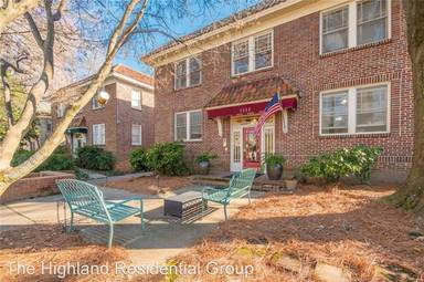 Main picture of 1111 Briarcliff Pl NE