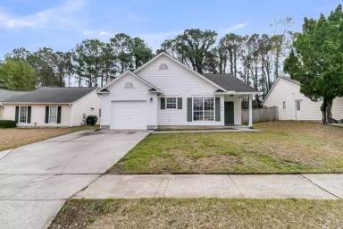 Main picture of 120 Lowndes Rd