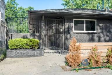 Main picture of ROCKFORD APARTMENTS