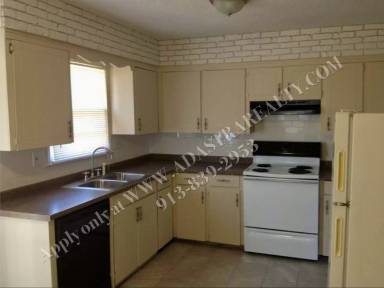 Main picture of 913 Kent Dr