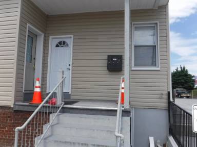 Main picture of 416 Salem Ave