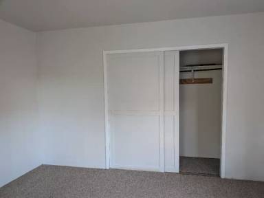 Main picture of 4311 Poplar St