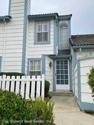 Main picture of 370 Jeremiah Dr