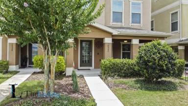 Main picture of 10542 Green Ivy Ln