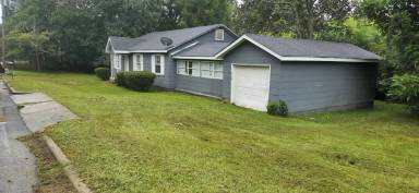 Main picture of 2106 Melton Ave