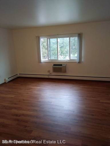 Main picture of 151 E Dekora St