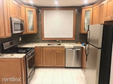 Main picture of 2568 W 2nd St