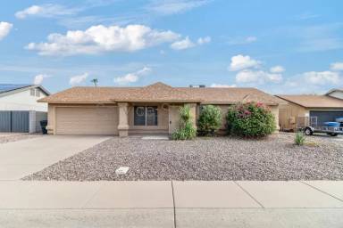 Main picture of 6418 W Laredo St