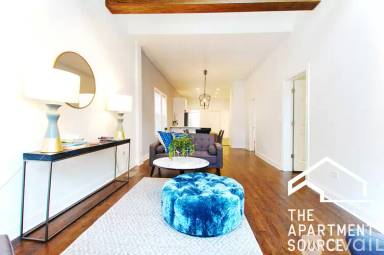 Main picture of 2642-50 N Marshfield Ave Apartments