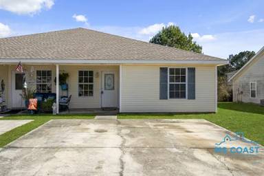 Main picture of 15136 Janus Rd