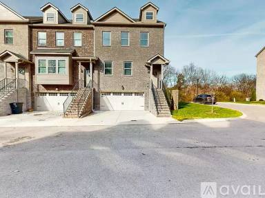 Main picture of 206 Charlotte Everly Cir