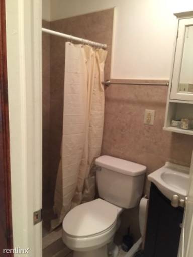 Main picture of 1824 W Diamond St