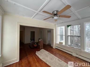 Main picture of 65 E Main St