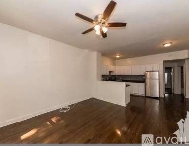 Main picture of 837 W Cornelia Ave