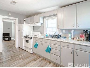 Main picture of 2705 Cecil Ave