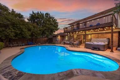 Main picture of 2352 Wildoak Dr