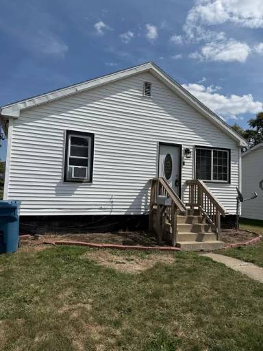 Main picture of 706 N Market St