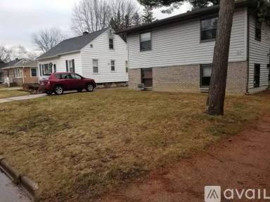 Main picture of 309 Wadleigh St