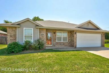 Main picture of 8200 Sunny Pointe Ln