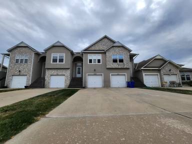 Main picture of 747 Woodson Ln