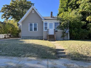 Main picture of 907 Gladwin St
