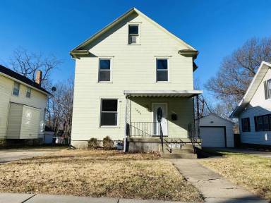 Main picture of 1023 SW College Ave