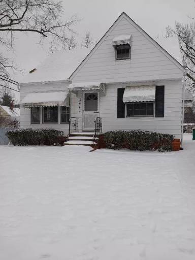 Main picture of 5449 Thomas St