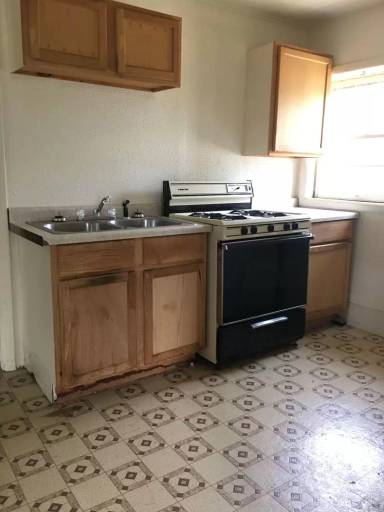 Main picture of 460 Cooper St