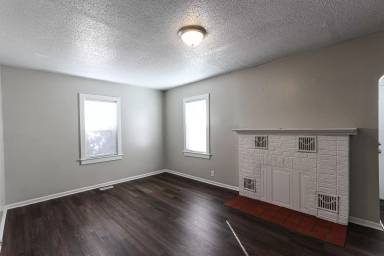 Main picture of 1118 Brookside Dr