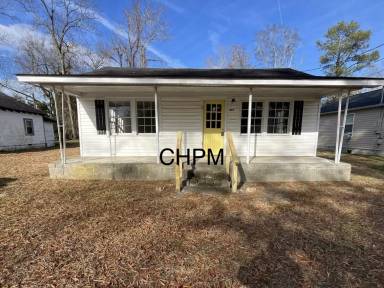 Main picture of 327 E Bond St