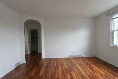 Main picture of 7436 Thouron Ave