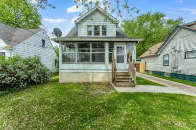 Main picture of 5394 E 111th St