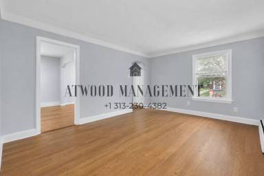 Main picture of 15752 Rutherford St