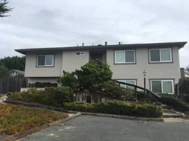 Main picture of 1074 Highland St