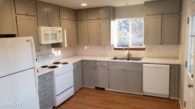 Main picture of 930 16th St SW