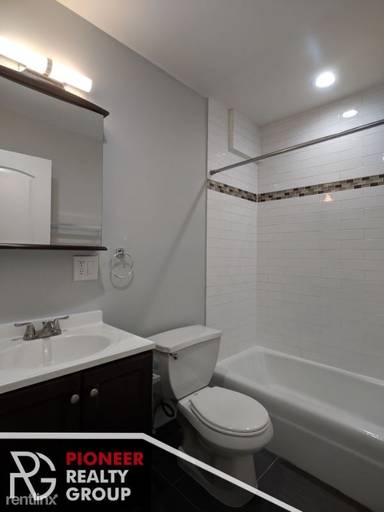 Main picture of The 6007 Kenmore
