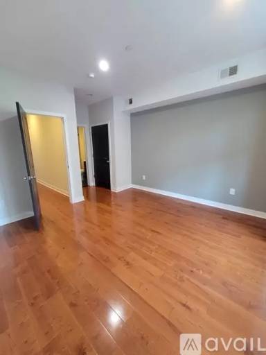 Main picture of 1226 N Myrtlewood St