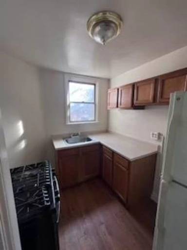 Main picture of 3615 Everett St