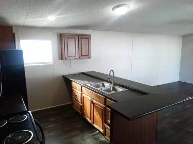 Main picture of 2126 Jeffersonville Rd
