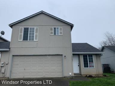 Main picture of 33021 NW Meersburg St