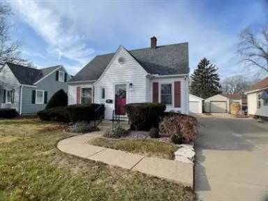 Main picture of 3105 N Twelve Oaks Dr
